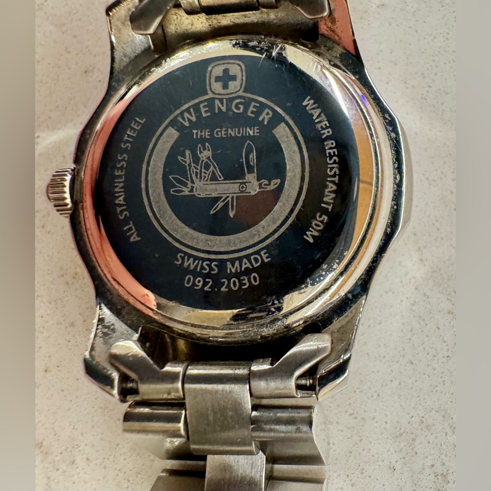 Wenger Swiss Made Stainless Steel Women’s Watch | Blue Dial | New Battery ⌚✨ - Picture 8 of 9